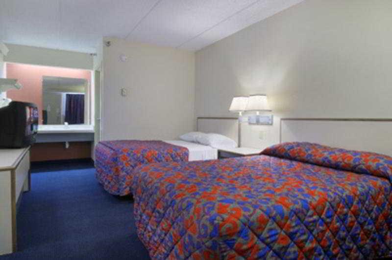Inn Bay On Busch 2*